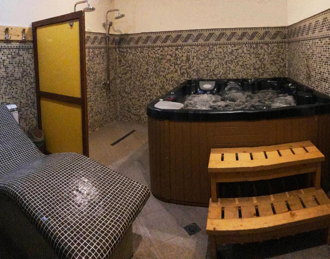 Boryka Family Hotel Asikoria エクステリア 写真