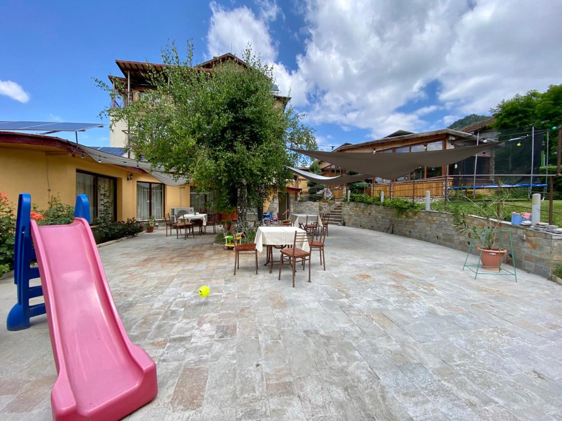 Boryka Family Hotel Asikoria エクステリア 写真