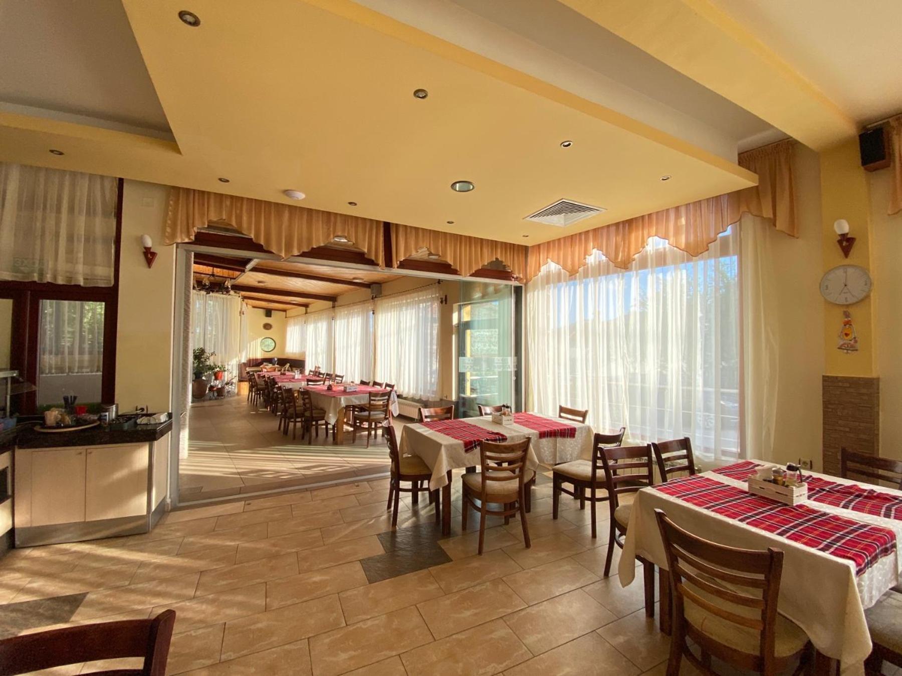 Boryka Family Hotel Asikoria エクステリア 写真